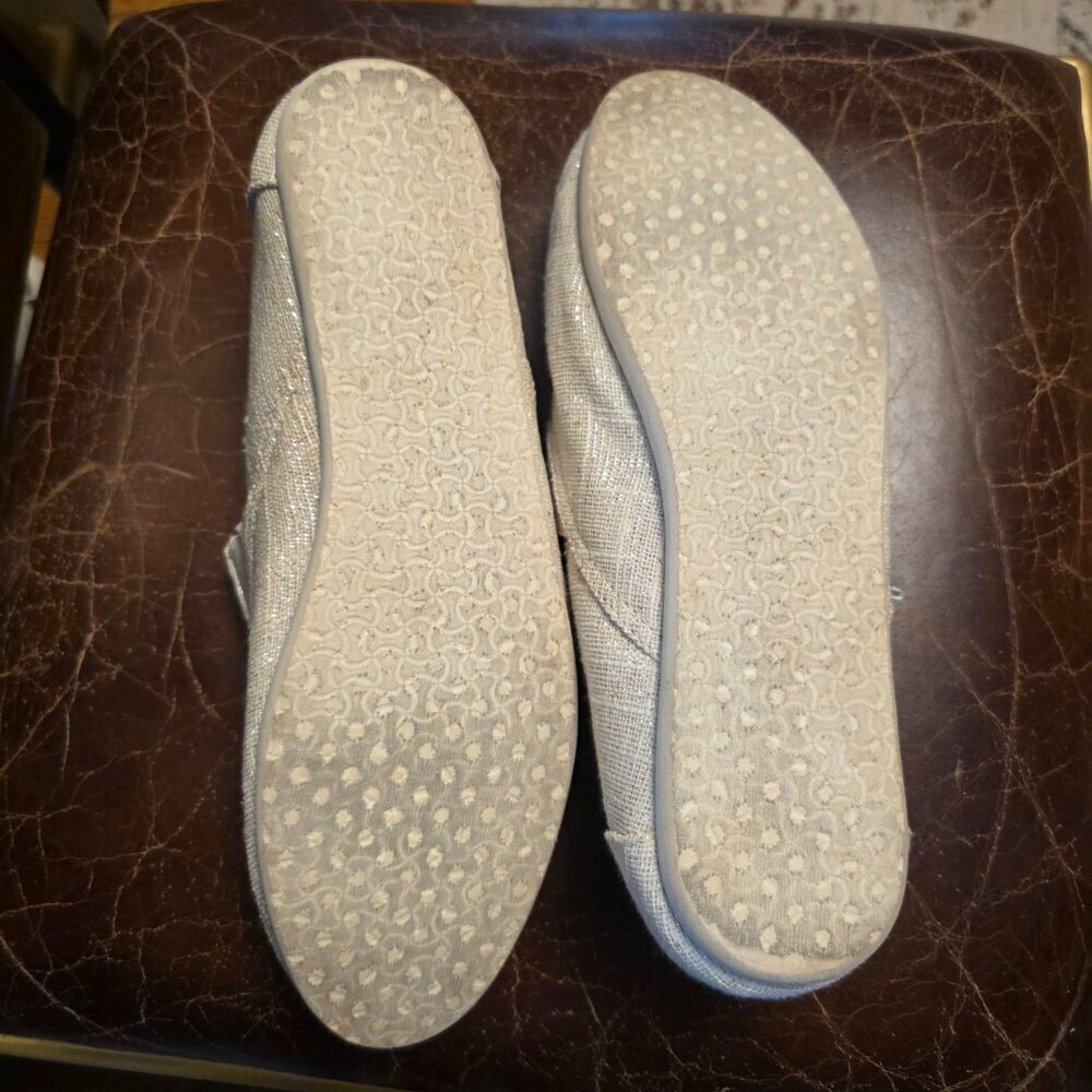 TOMS Women's 9 Redondo Natural & Silver Metallic Woven Flats - sz 10M - Picture 5 of 5